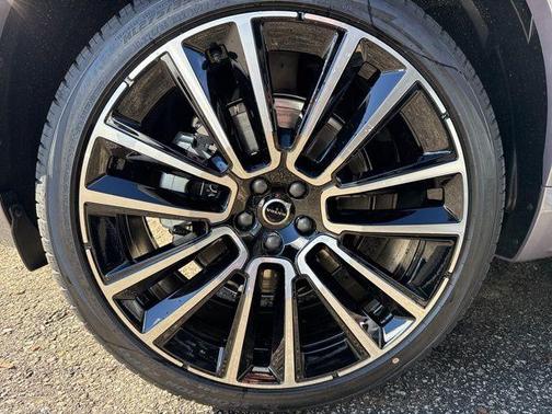 2026 Volvo XC90 B6 Ultra Dark Theme 7-Seater