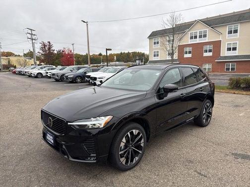 2026 Volvo XC60 B5 Plus