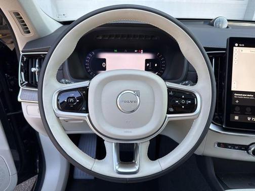 2026 Volvo XC90 B6 Ultra Dark Theme 7-Seater