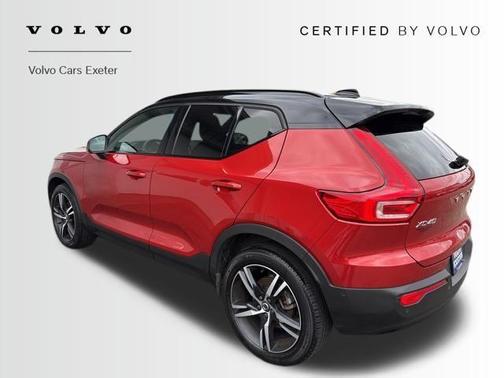 2022 Volvo XC40 T5 R-Design