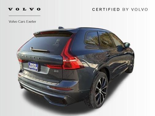 2023 Volvo XC60 B5 Plus Dark Theme