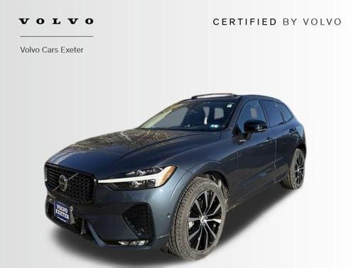 2023 Volvo XC60 B5 Plus Dark Theme