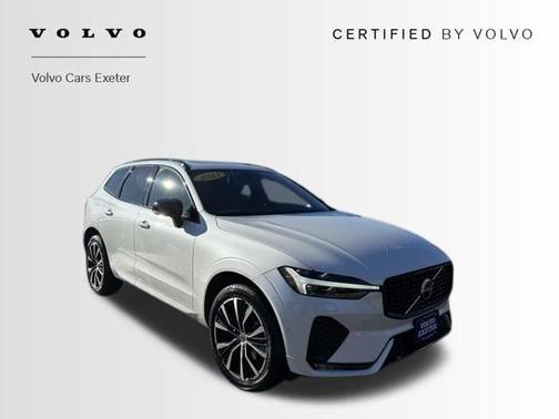 2023 Volvo XC60 B5 Plus Dark Theme