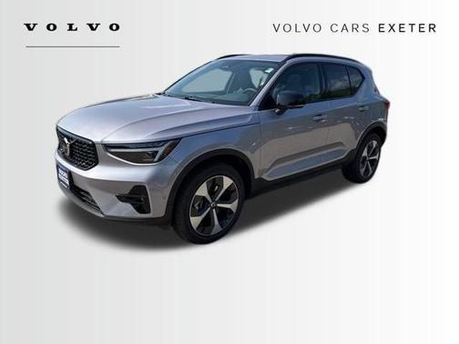 2026 Volvo XC40 B5 Plus