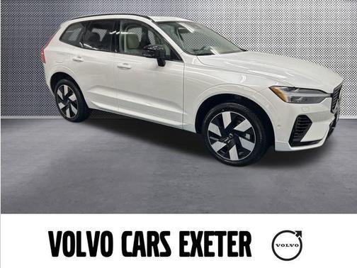 2025 Volvo XC60 Plug-In Hybrid T8 Plus