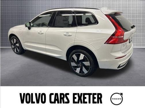 2025 Volvo XC60 Plug-In Hybrid T8 Plus