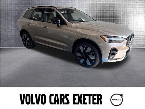2025 Volvo XC60 Plug-In Hybrid T8 Plus