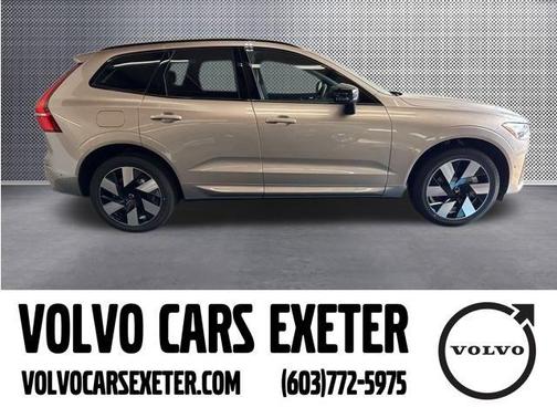 2025 Volvo XC60 Plug-In Hybrid T8 Plus