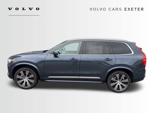 2025 Volvo XC90 B6 Ultra
