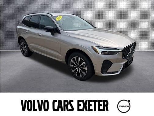 2023 Volvo XC60 B5 Plus Dark Theme