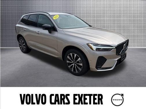 2023 Volvo XC60 B5 Plus Dark Theme