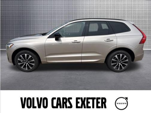 2023 Volvo XC60 B5 Plus Dark Theme