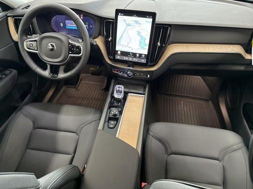 2026 Volvo XC60 Plug-In Hybrid T8 Plus