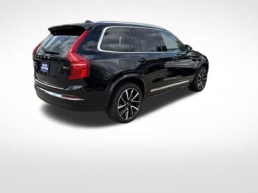 2023 Volvo XC90 B6 Plus 7-Seater