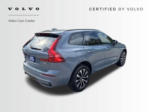 2024 Volvo XC60 B5 Plus Dark Theme