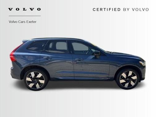 2024 Volvo XC60 Recharge Plug-In Hybrid T8 Ultimate Dark Theme