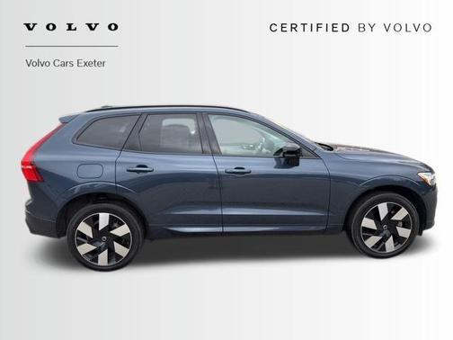 2024 Volvo XC60 Recharge Plug-In Hybrid T8 Ultimate Dark Theme