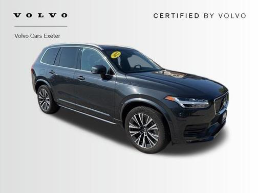 2022 Volvo XC90 T6 Momentum 7 Passenger