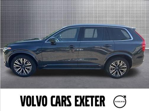 2022 Volvo XC90 T6 Momentum 7 Passenger