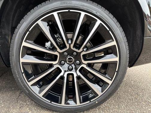 2026 Volvo XC90 B6 Ultra Dark Theme 7-Seater