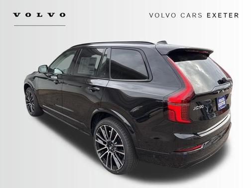 2026 Volvo XC90 B6 Ultra Dark Theme 7-Seater