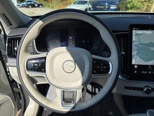 2026 Volvo XC90 B6 Ultra 7-Seater