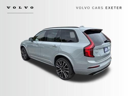 2026 Volvo XC90 B6 Ultra Dark Theme 6-Seater