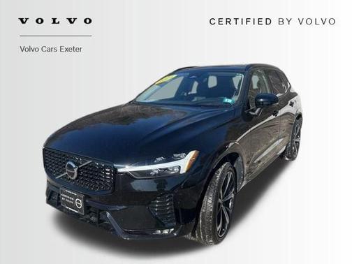 2024 Volvo XC60 B5 Ultimate Dark Theme