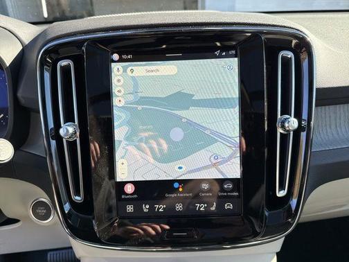 2026 Volvo XC40 B5 Ultra