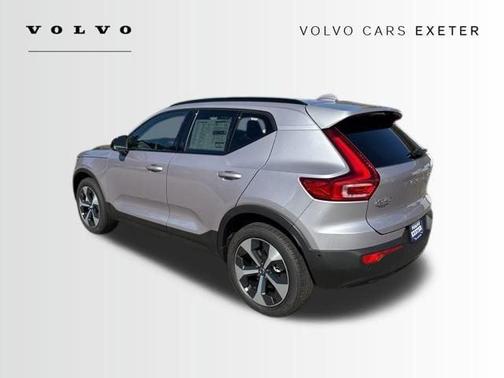 2026 Volvo XC40 B5 Plus
