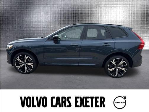 2025 Volvo XC60 B5 Ultra