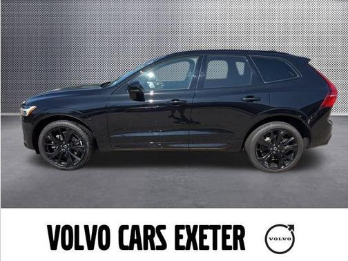 2025 Volvo XC60 B5 Ultra Black Edition