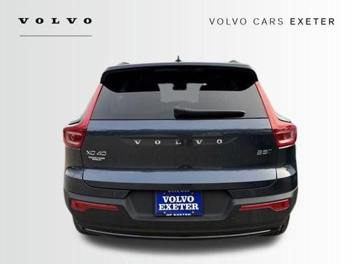 2026 Volvo XC40 B5 Core