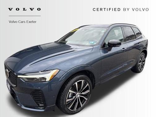 2023 Volvo XC60 B5 Plus Dark Theme