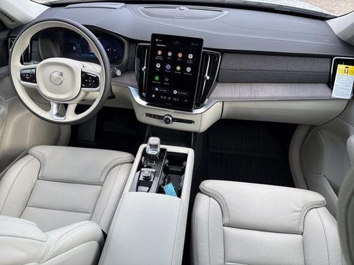 2026 Volvo XC90 B6 Ultra 7-Seater