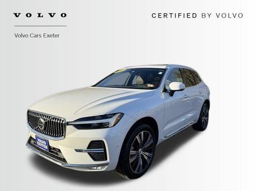 2023 Volvo XC60 B5 Plus Bright Theme