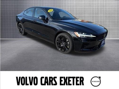 2024 Volvo S60 Recharge Plug-In Hybrid T8 Ultimate Black Edition