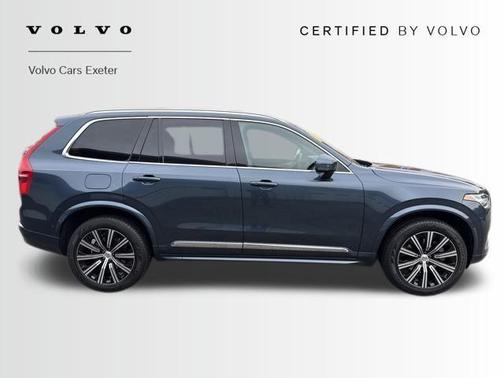 2025 Volvo XC90 B5 Plus