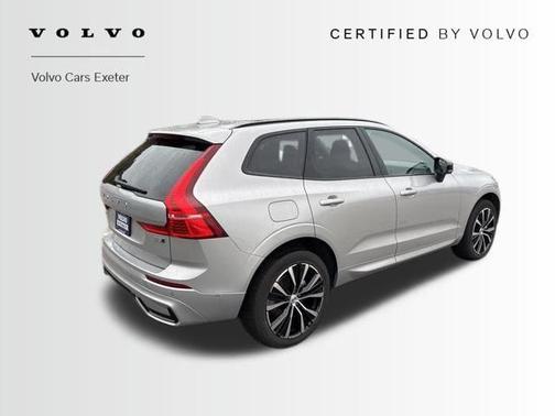 2025 Volvo XC60 B5 Plus