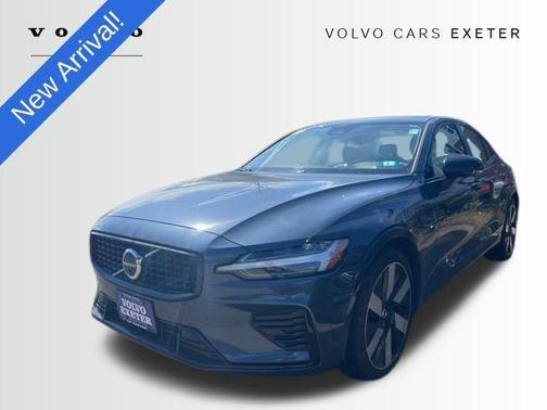 2024 Volvo S60 Recharge Plug-In Hybrid T8 Plus Dark Theme