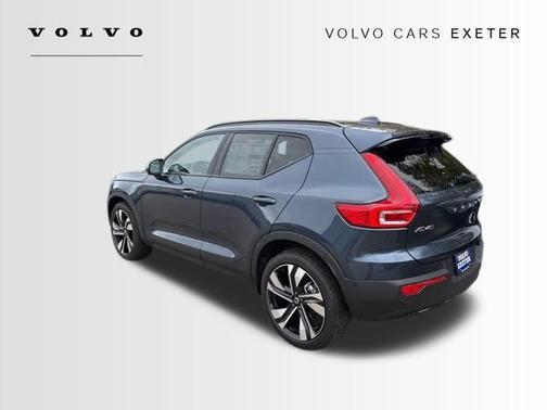 2026 Volvo XC40 B5 Ultra