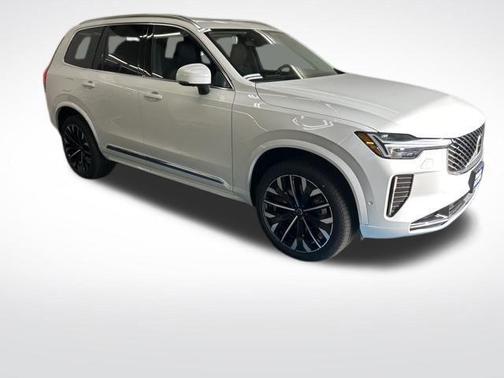 2025 Volvo XC90 Plug-In Hybrid T8 Plus 7-Seater
