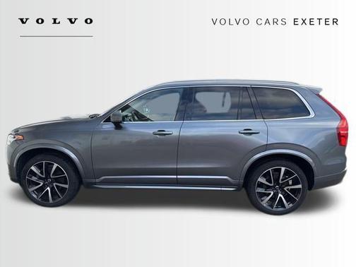 2020 Volvo XC90 T6 Momentum 7 Passenger
