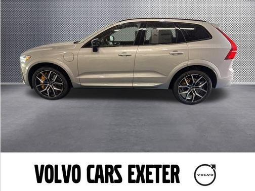 2025 Volvo XC60 Plug-In Hybrid T8 Polestar Engineered