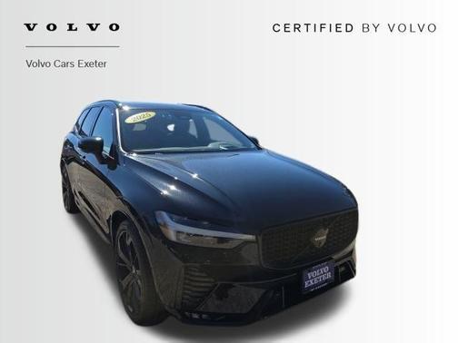 Onyx Black Metallic 2025 Volvo XC60 B5 Ultra Black Edition