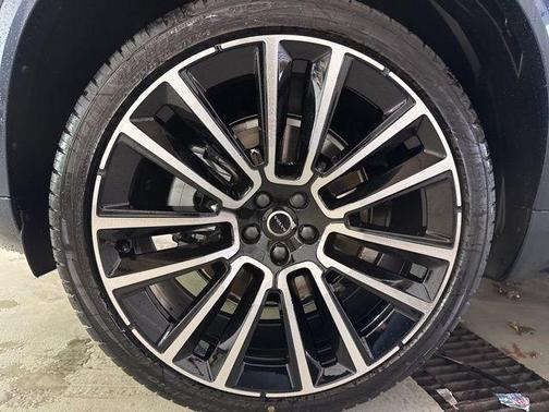 2026 Volvo XC90 B6 Ultra 6-Seater