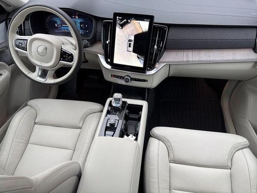 2026 Volvo XC90 B6 Ultra 6-Seater