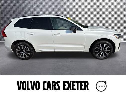 2024 Volvo XC60 B5 Plus Dark Theme
