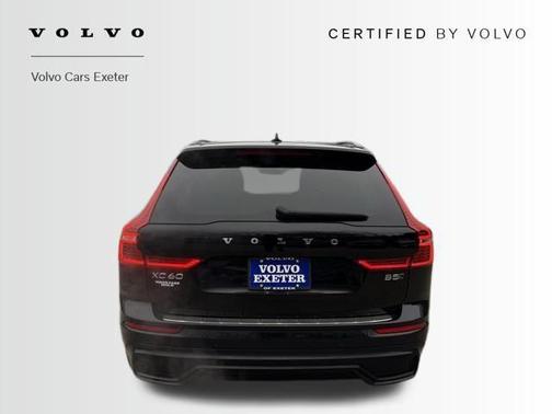 2023 Volvo XC60 B5 Plus Dark Theme