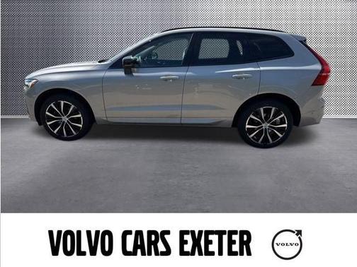 2023 Volvo XC60 B5 Plus Dark Theme